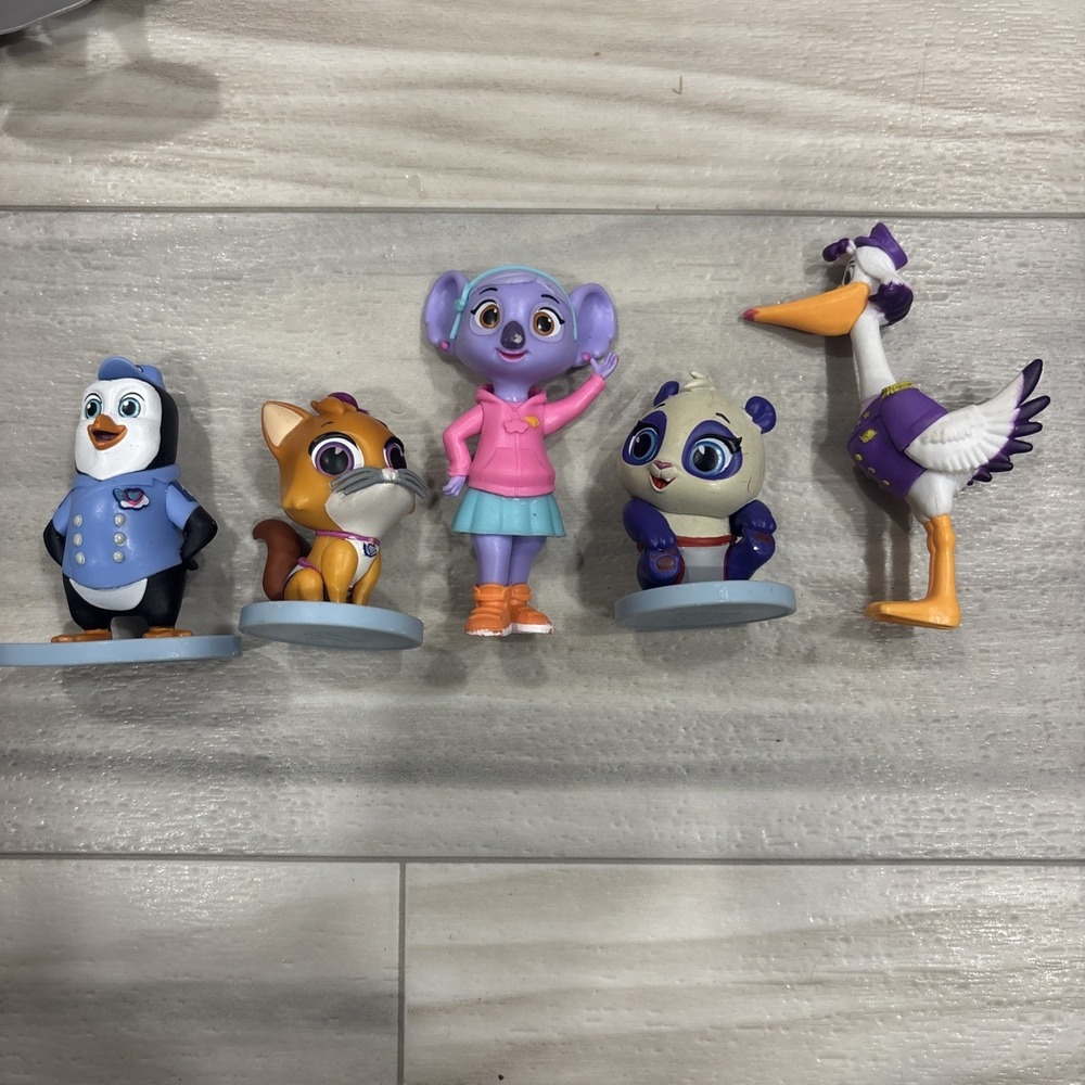 Disney Junior T.O.T.Sโ Tiny Ones Transport Service Friends Figure Cake Topper